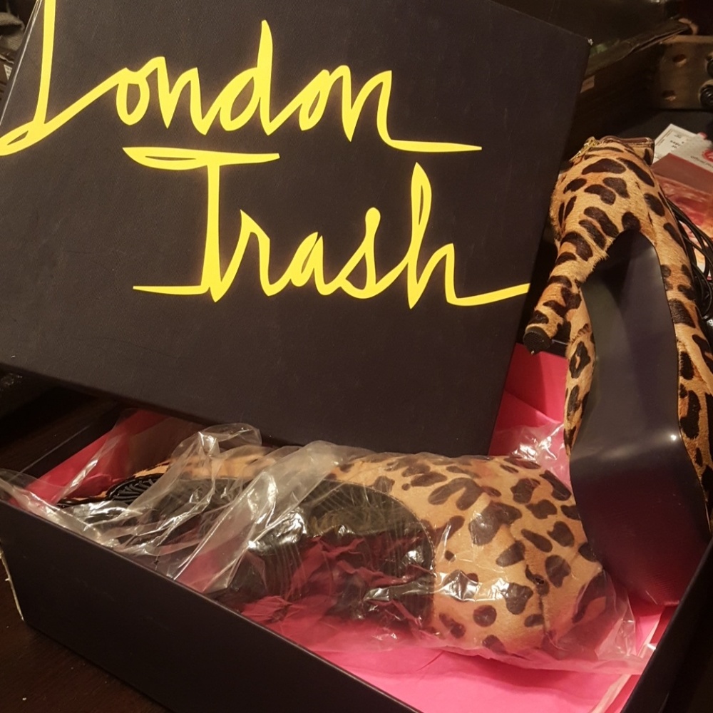 Heels - Picture 2 of 3